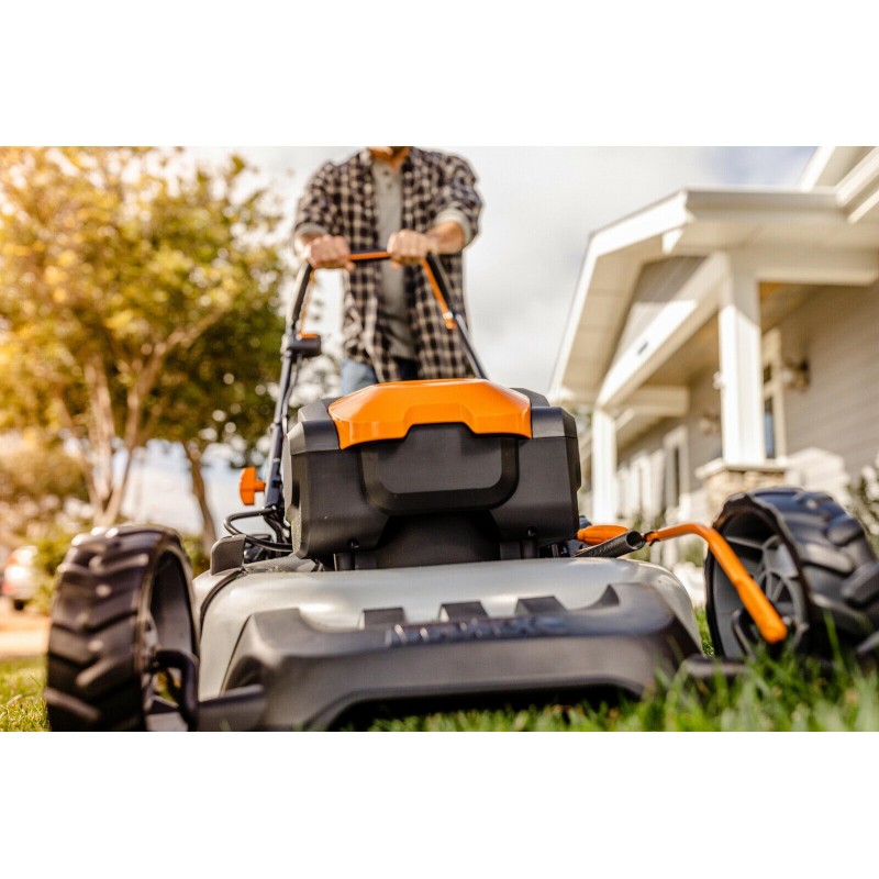 WORX Nitro WG751.3 40VPower Share 20” Brushless Motor with Two 4.0Ah BatteriesCR